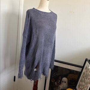 Boutique | Distressed Oversized Destroyed Sweater